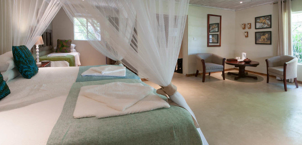 Bayete Guest Lodge Victoria Falls Kültér fotó