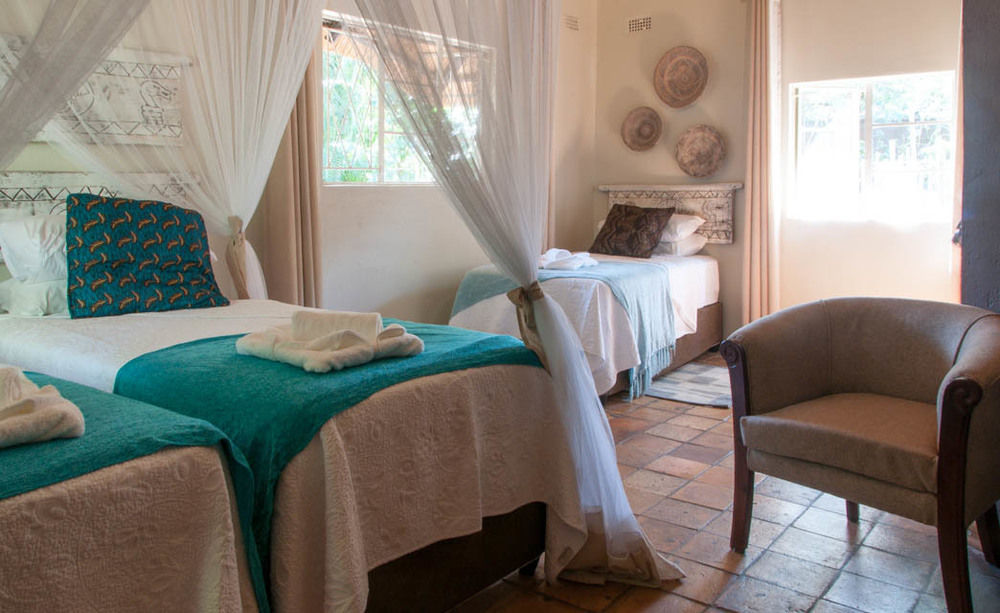 Bayete Guest Lodge Victoria Falls Kültér fotó