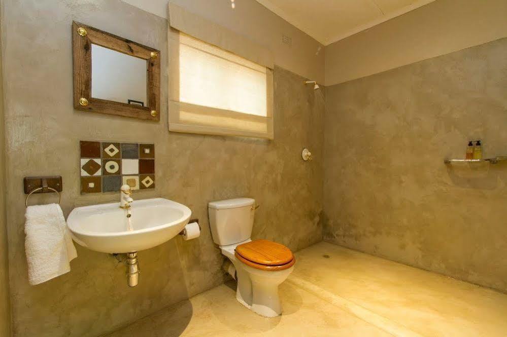 Bayete Guest Lodge Victoria Falls Kültér fotó