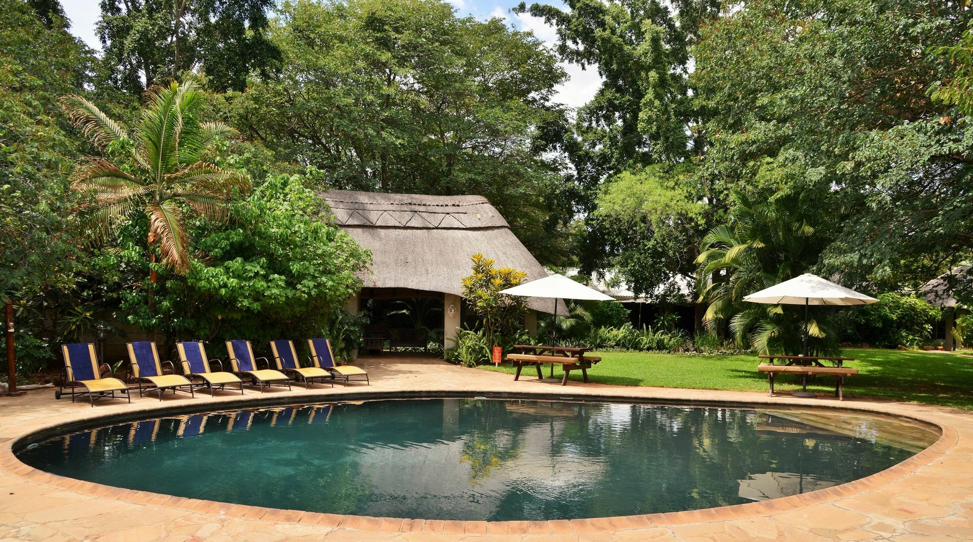Bayete Guest Lodge Victoria Falls Kültér fotó